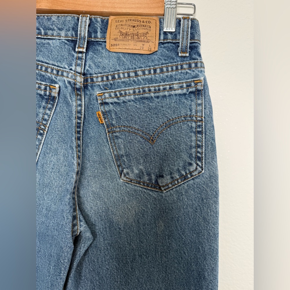Levi's Women's Blue High-Rise Straight Jeans